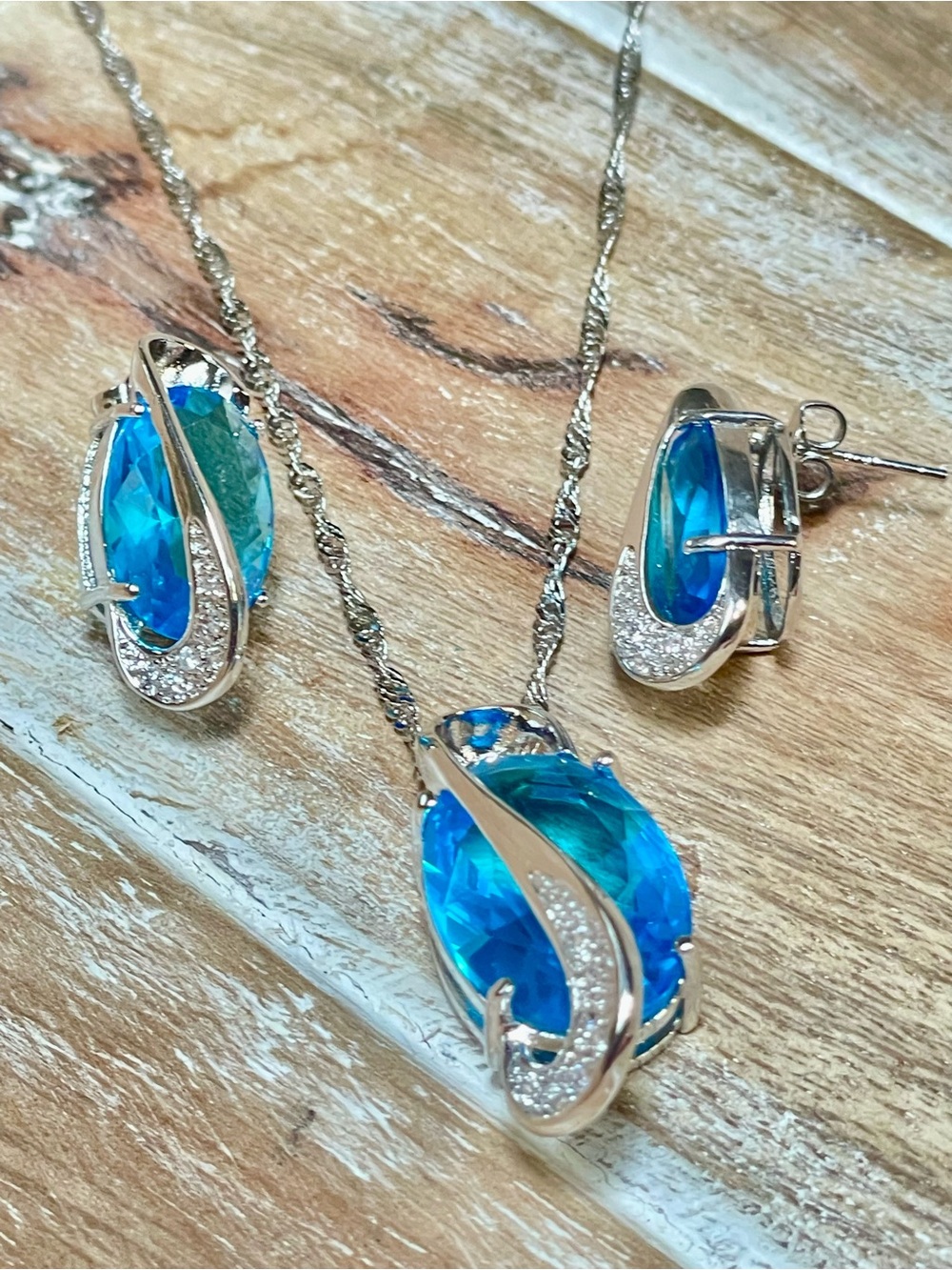 Silver-Tone Blue Crystal Pendant Necklace and Stud Earrings Set